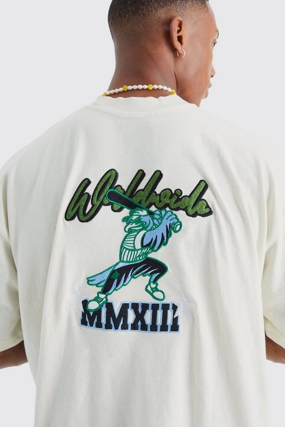 Oversize Worldwide T-Shirt mit Aufnähern
