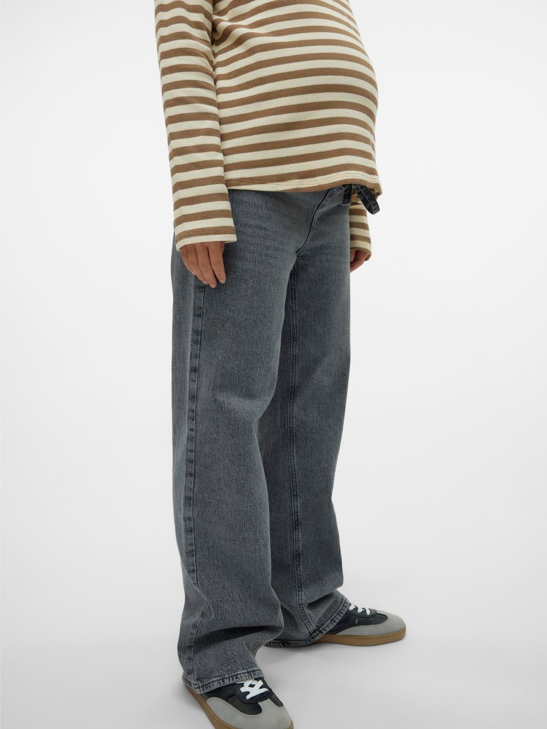 Weiter Beinschnitt Jeans