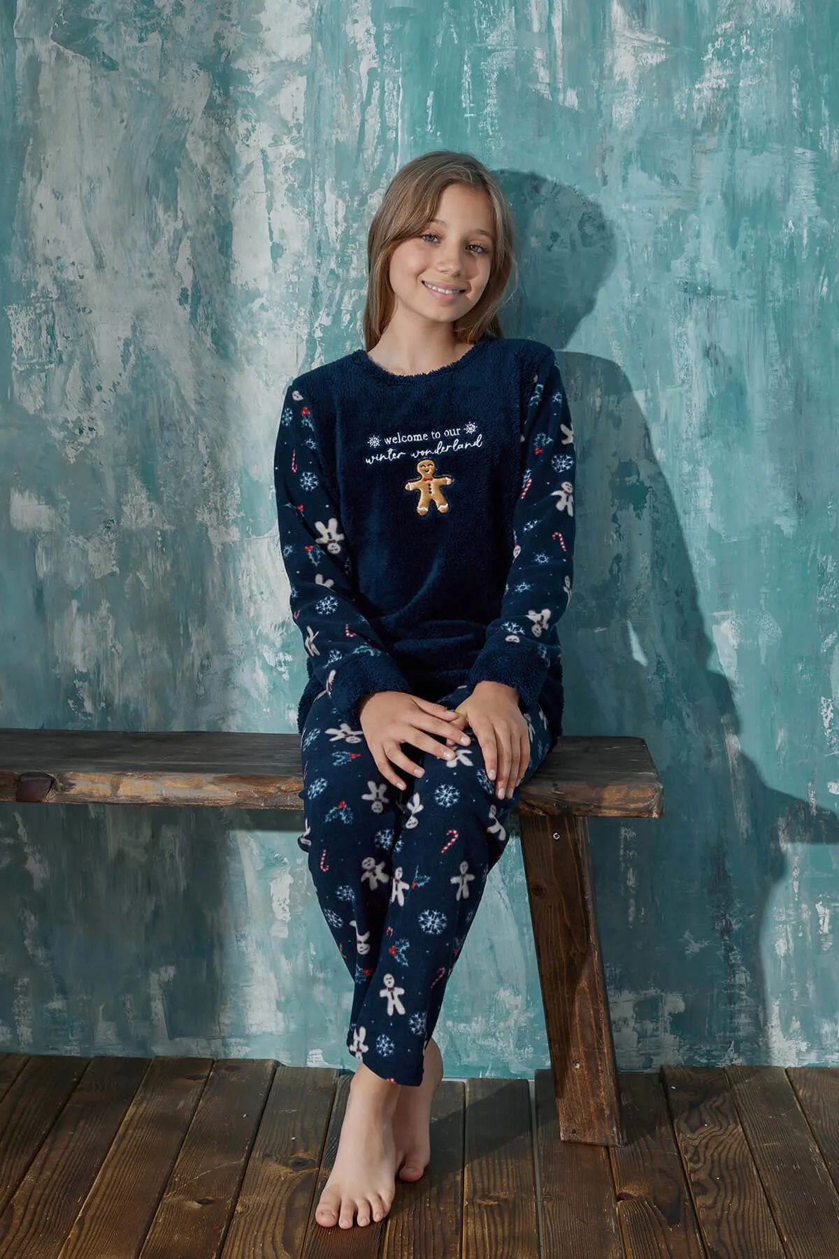 Pijamaevi  Marineblauer Wonderland-Plüsch-Mutter-Tochter-Familienpyjama – Mädchen-Set