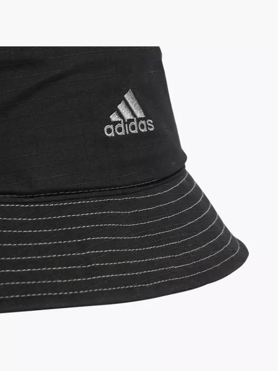 adidas Hut