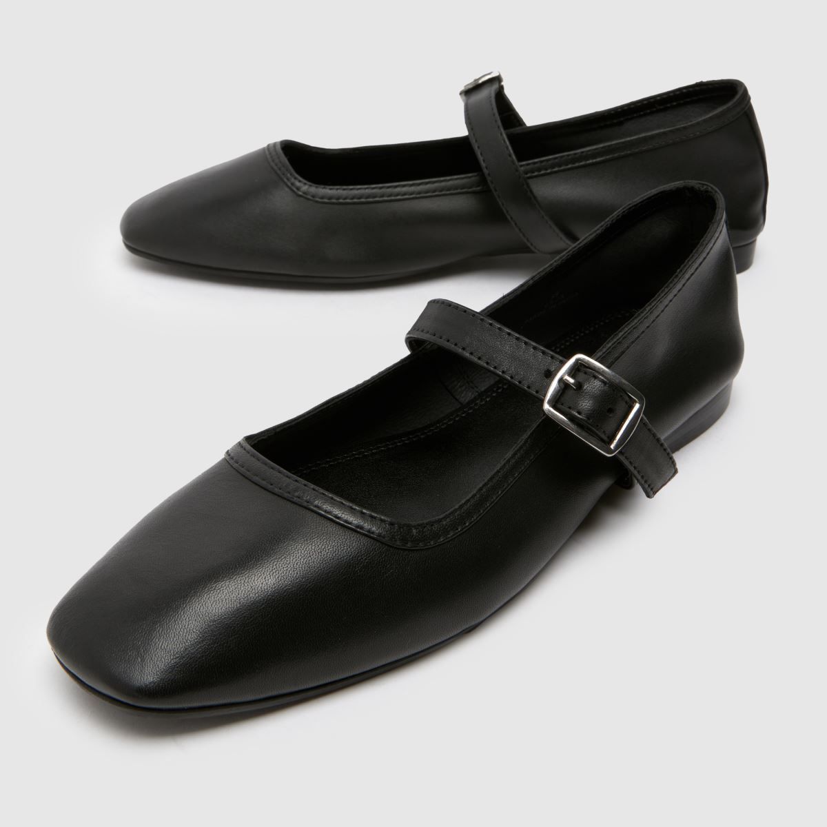 Schuh lille bőr balerina lapos talpú cipők fekete színben