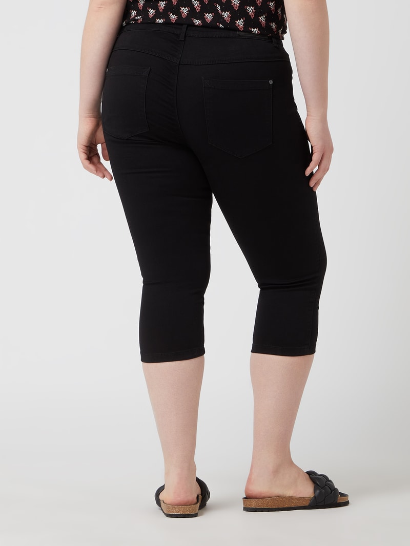 PLUS SIZE Skinny Fit Caprijeans mit Stretch-Anteil Modell 'Augusta' in schwarz
