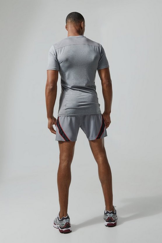 Man Active Muscle Fit Mesh Colorblock T-Shirt