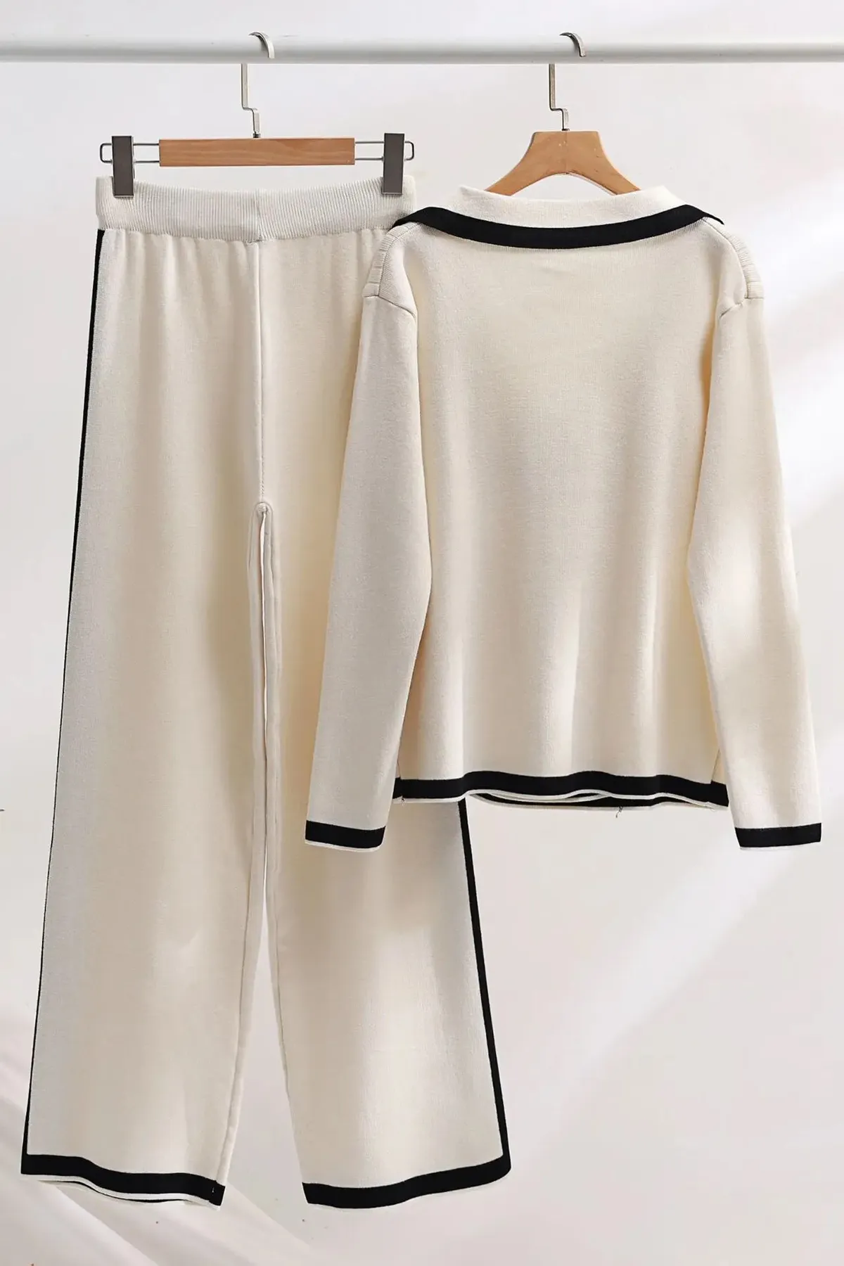 MODAQU  Mina Strickhosen-Set - Creme