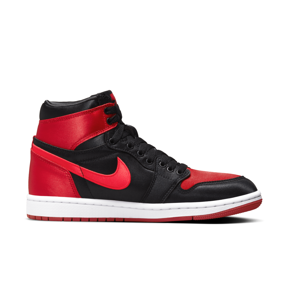 NIKE JORDAN 1 High OG Satin Bred 2023 FD4810-061 / schwarz