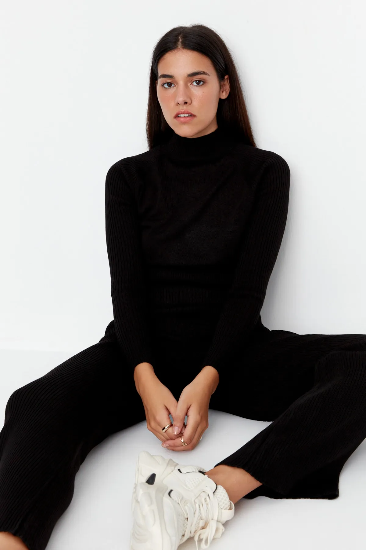 Trendyol Collection  Schwarzes Crop Wick Strickoberteil und -unterteil-Set TWOAW23AU00238