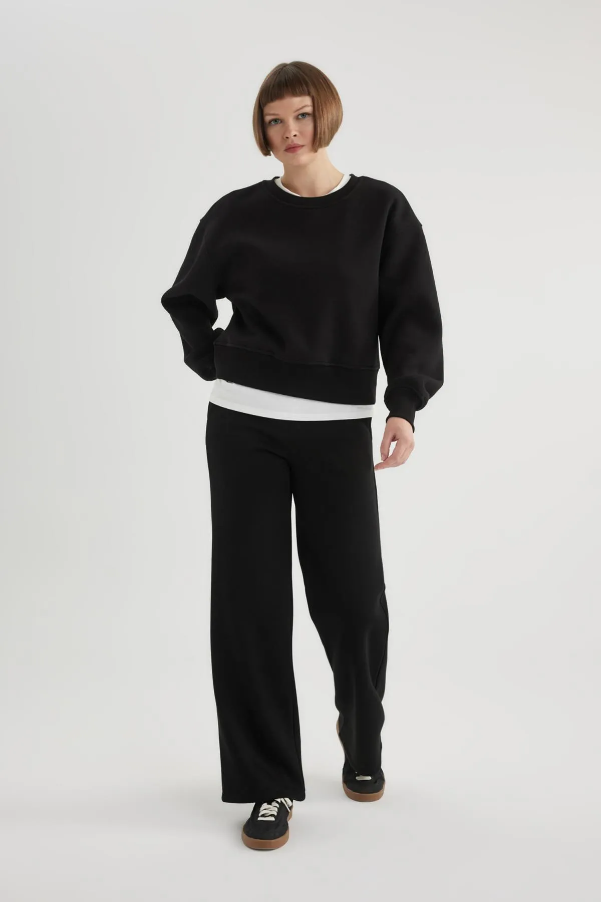 DeFacto  Gerade geschnittene, dicke Jogginghose mit hoher Taille und Taschen