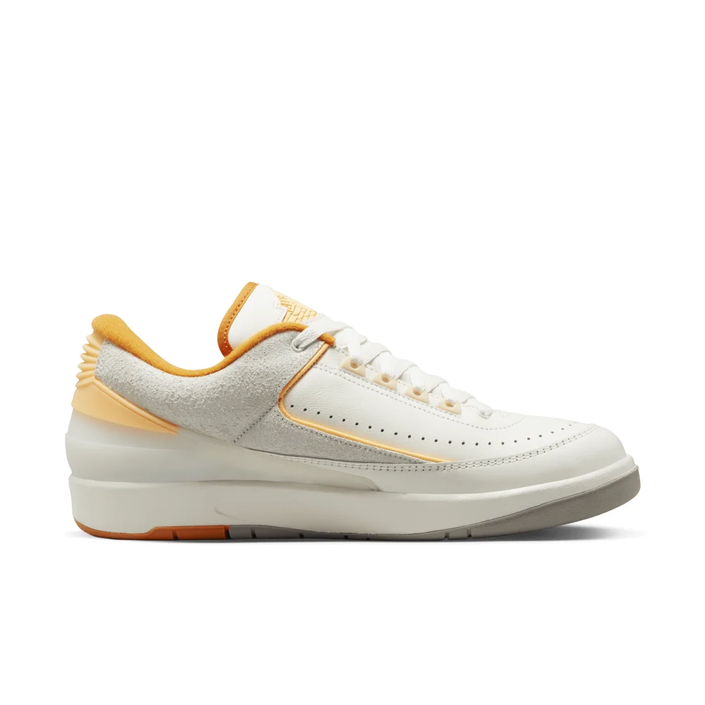 NIKE JORDAN 2 Retro Low Craft Melon Tint DV9956-118 / weiss