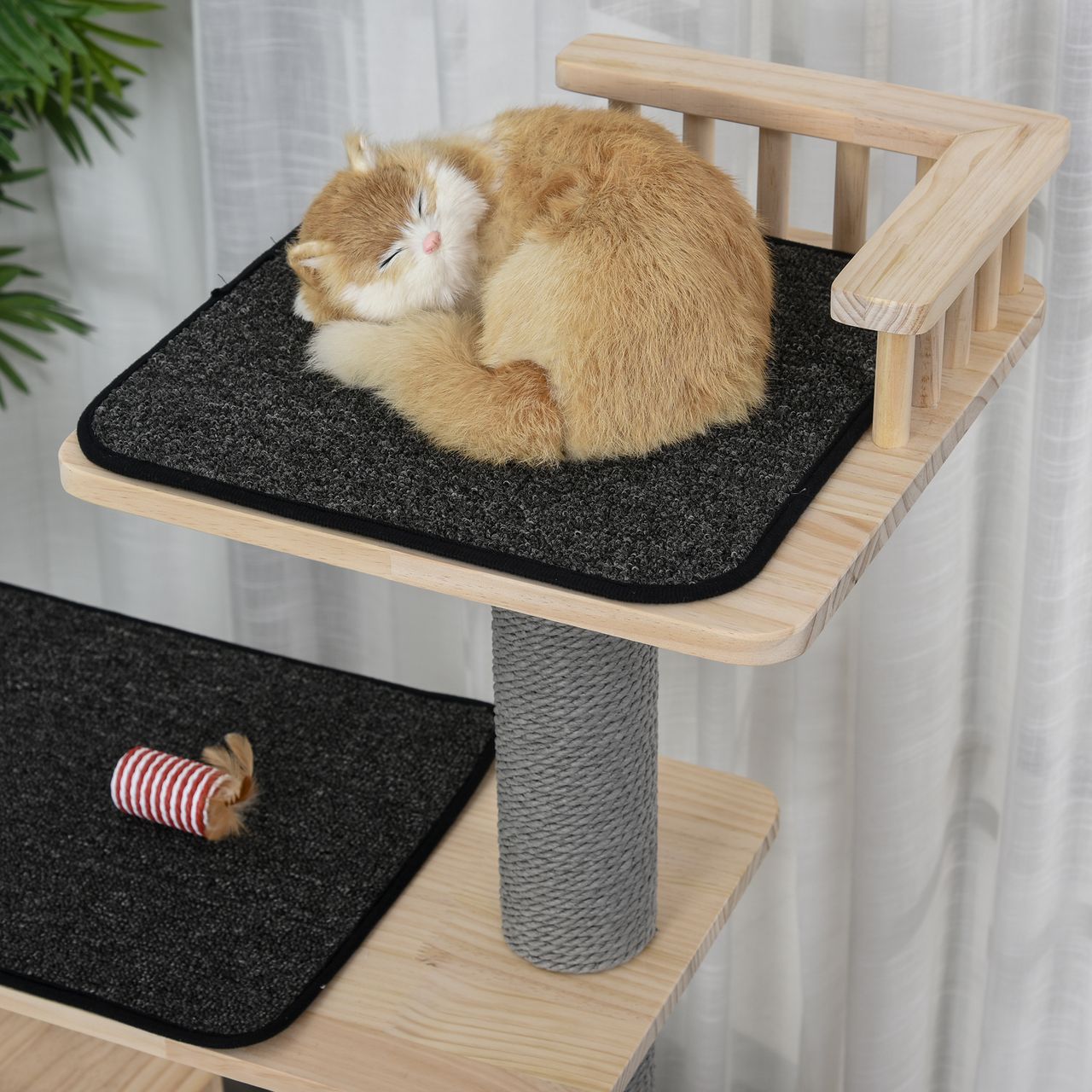PawHut Katzenbaum mit Laufrad, 4-Stock Kratzbaum, Katzenhaus mit Sisalsäulen, Katzenhöhle, Massivholz 80 x 50 x 143 cm
