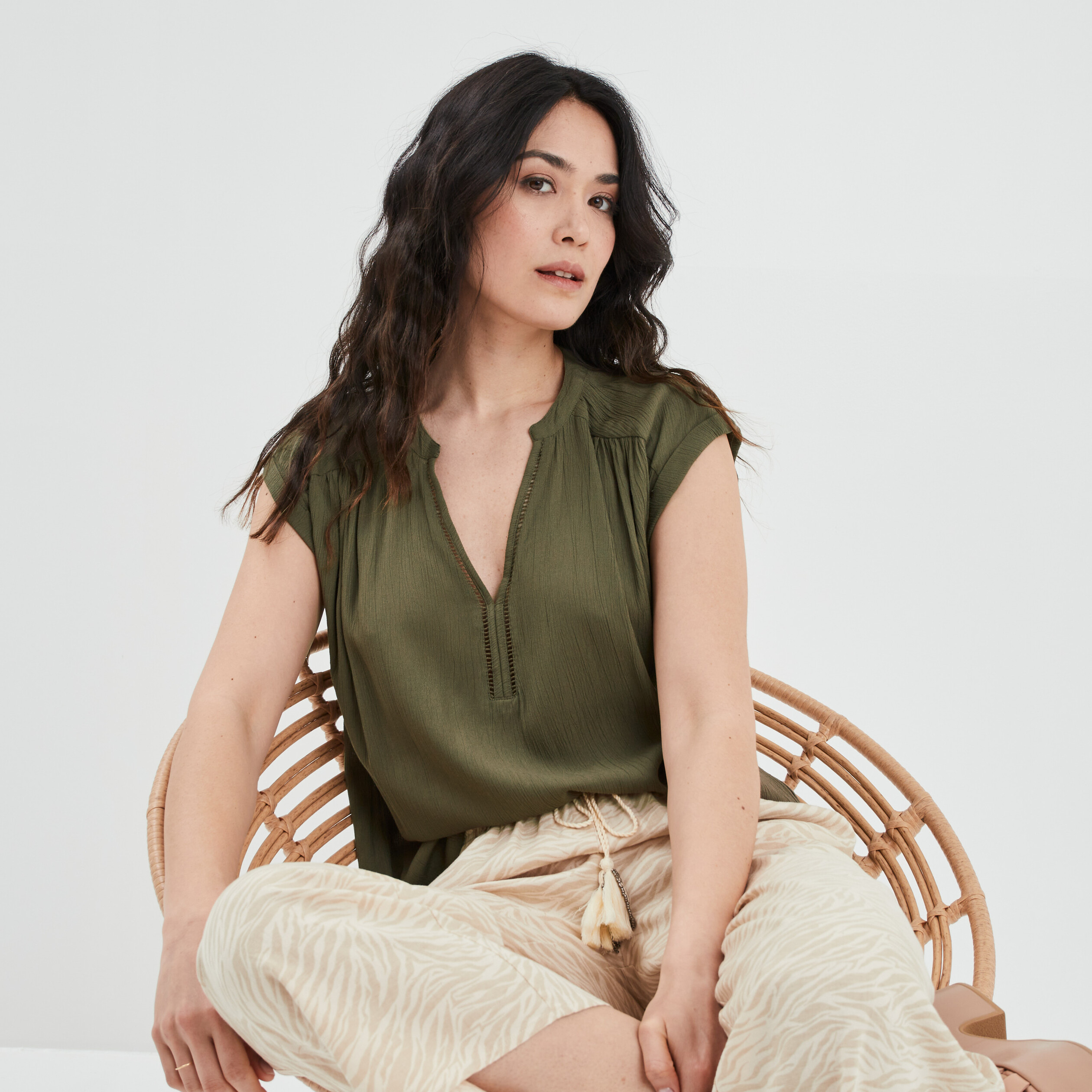 Blouse manches courtes vert kaki femme | La Halle