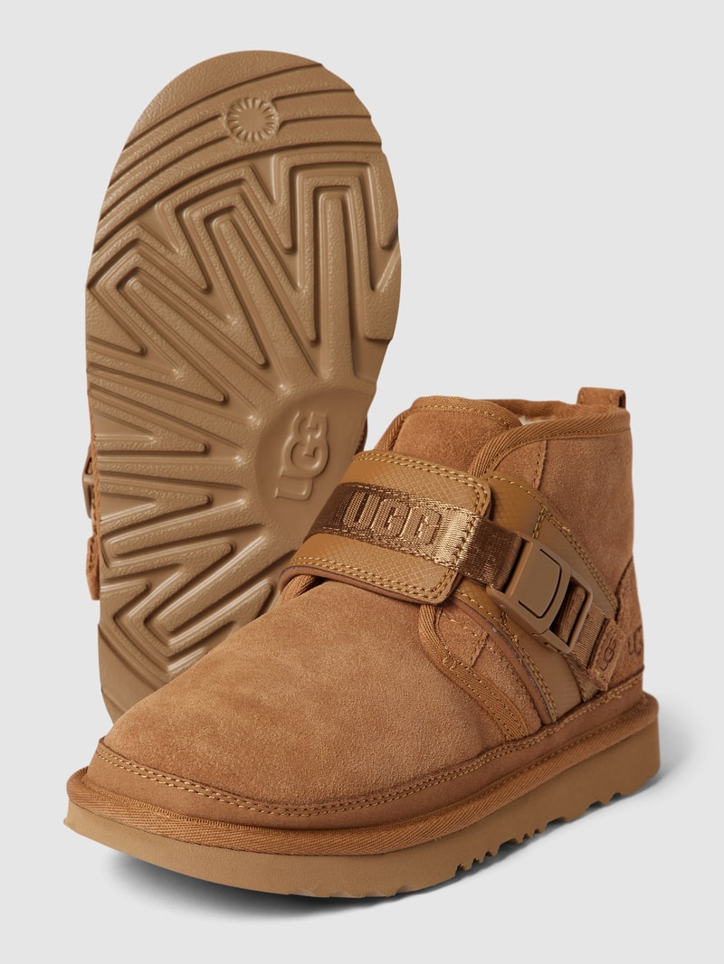 Schnürboots mit Label-Details Modell 'NEUMEL' in camel