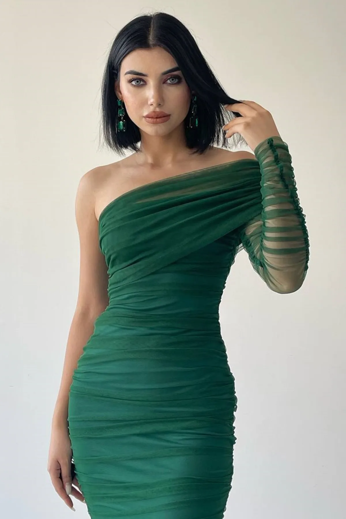 bayansepeti  Gefütterter Tüllstoff, einzelne Ärmel, schmale Passform, Midi-Länge, smaragdgrünes Bleistiftkleid, Verlobungskleid 109