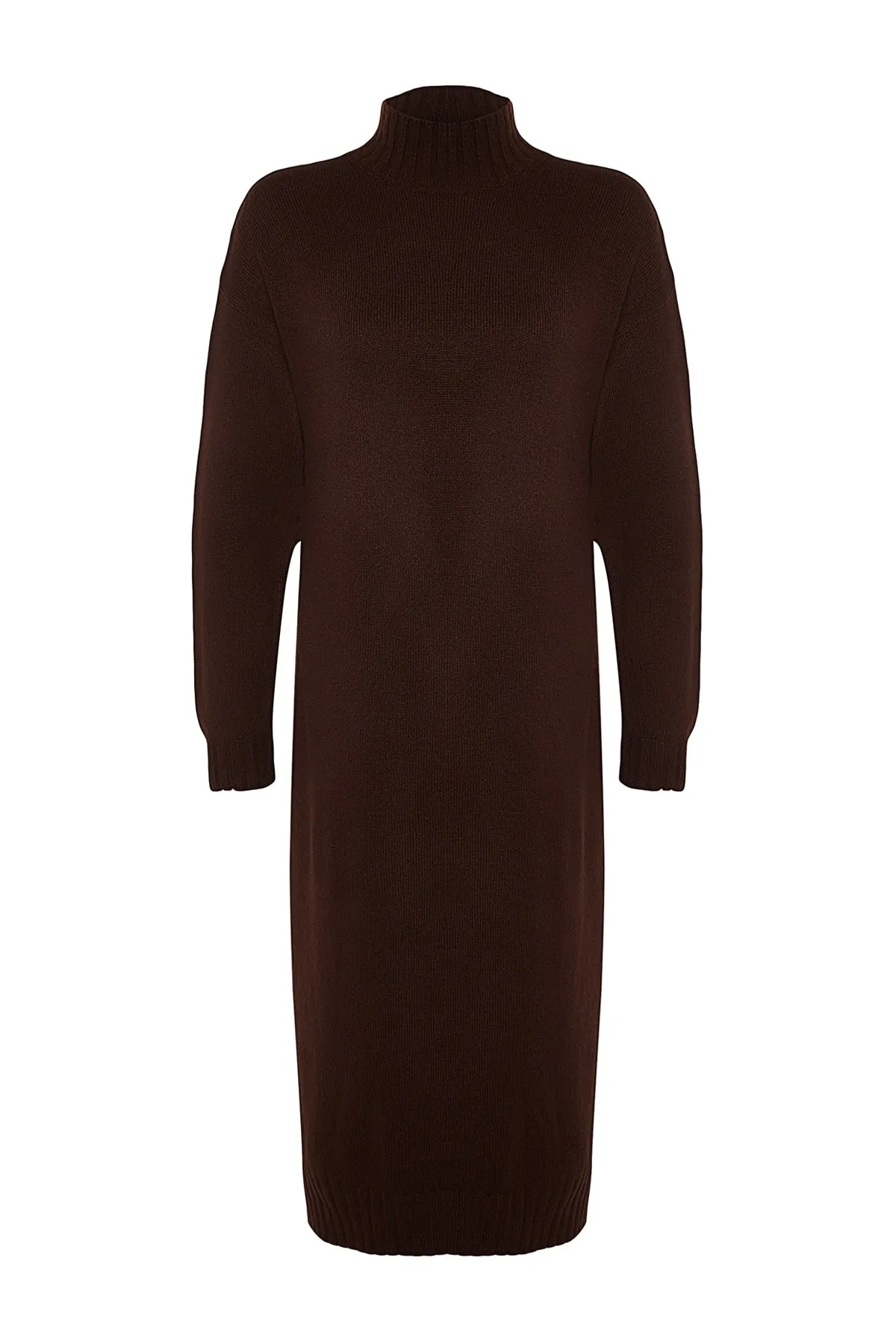 Trendyol Collection  Braunes, weit geschnittenes Midi-Strickkleid mit weicher Struktur und hohem Kragen TWOAW23EL0005