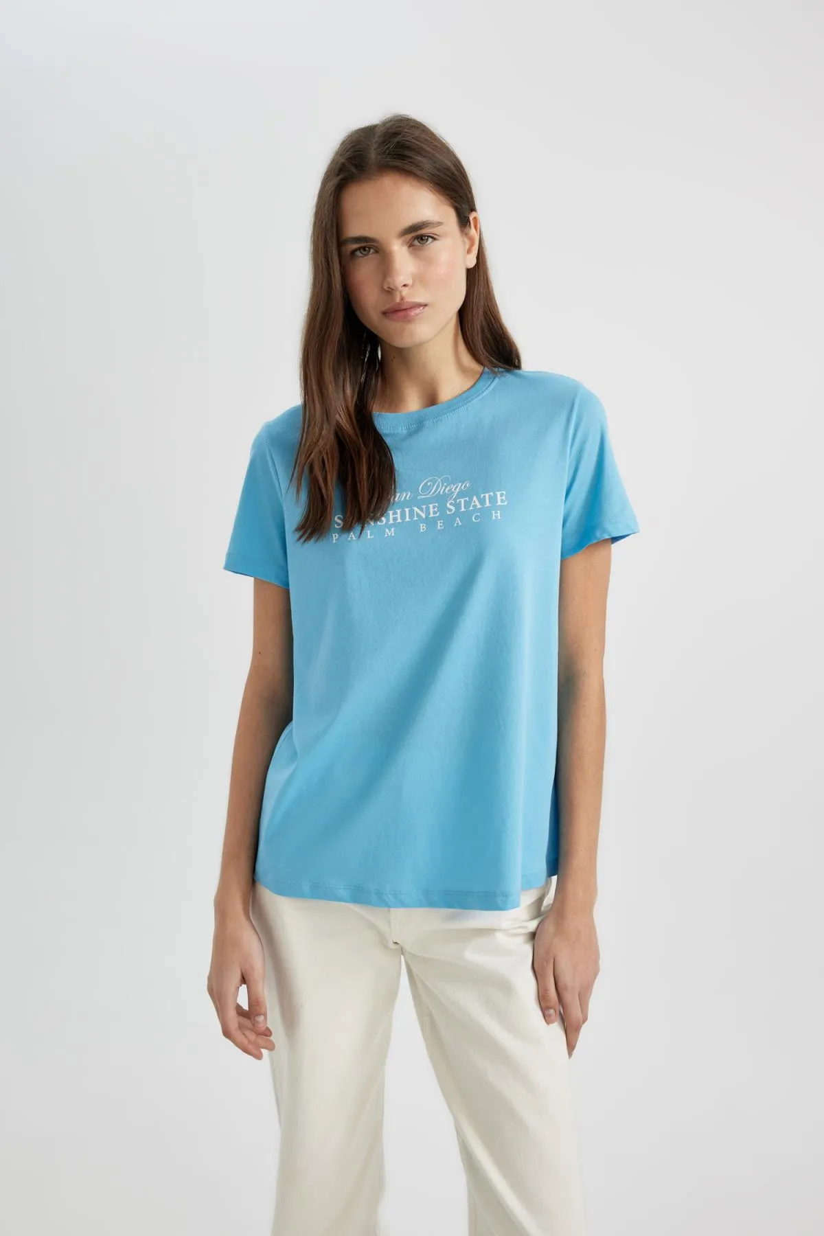 DeFacto  Bedrucktes T-Shirt mit Rundhalsausschnitt und kurzen Ärmeln in normaler Passform C6204ax24sm