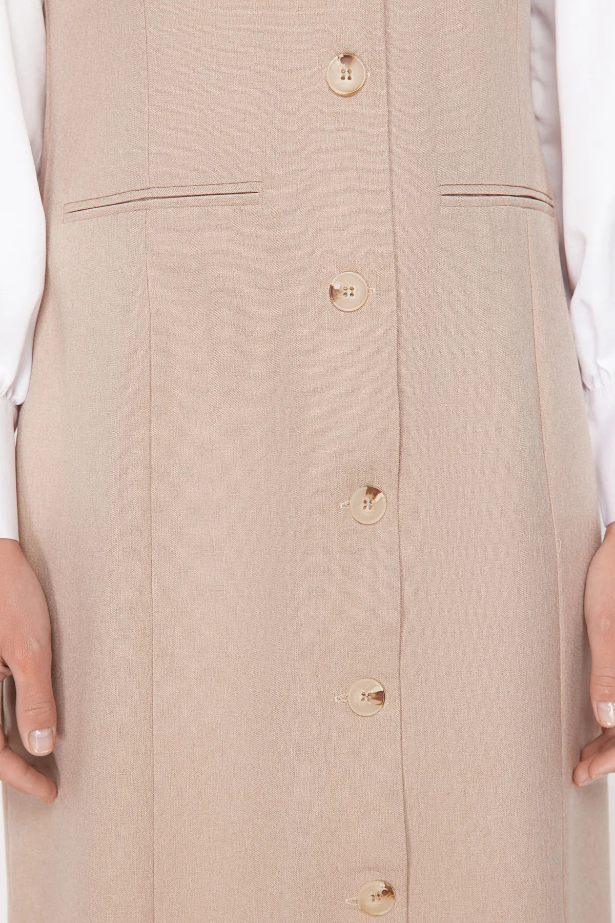 Trendyol Modest  Beige, ungefütterte Weste aus leinwandgewebtem Polyviscon TCTSS24EB00202