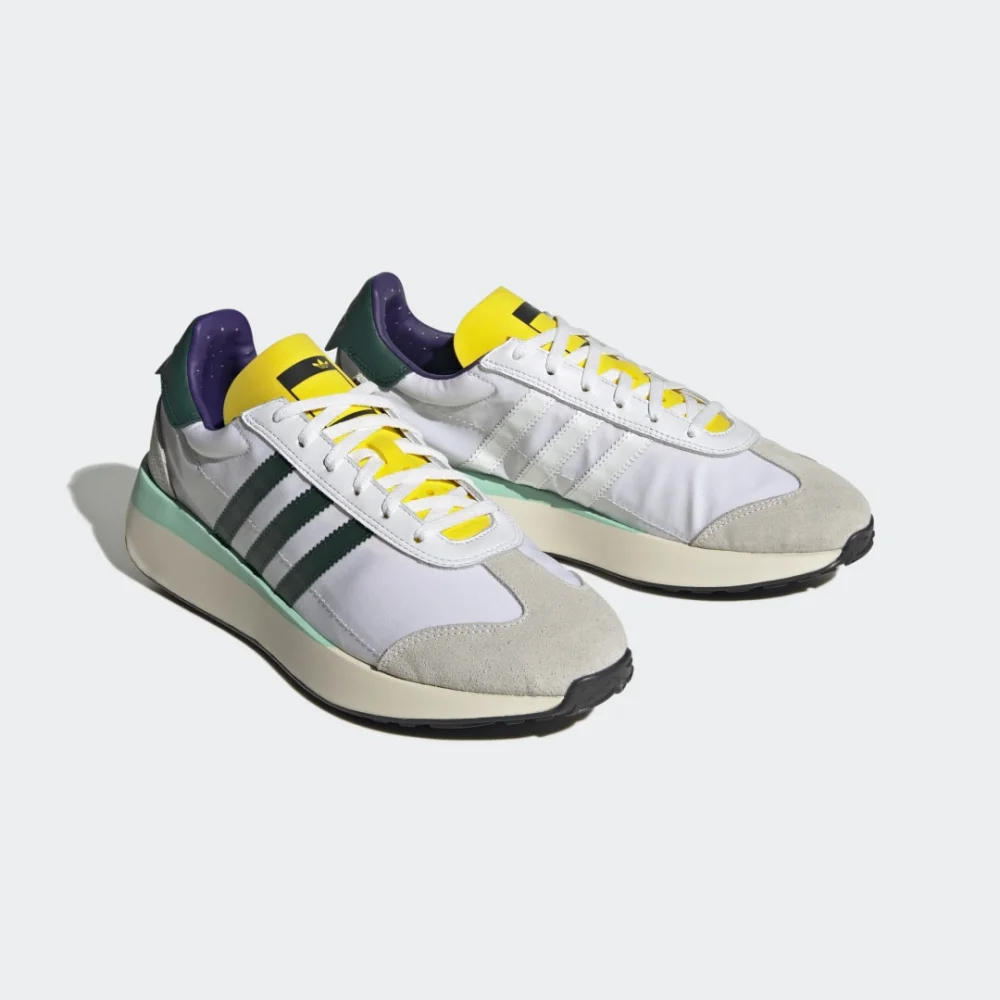 adidas Country XLG IF8118 / weiss