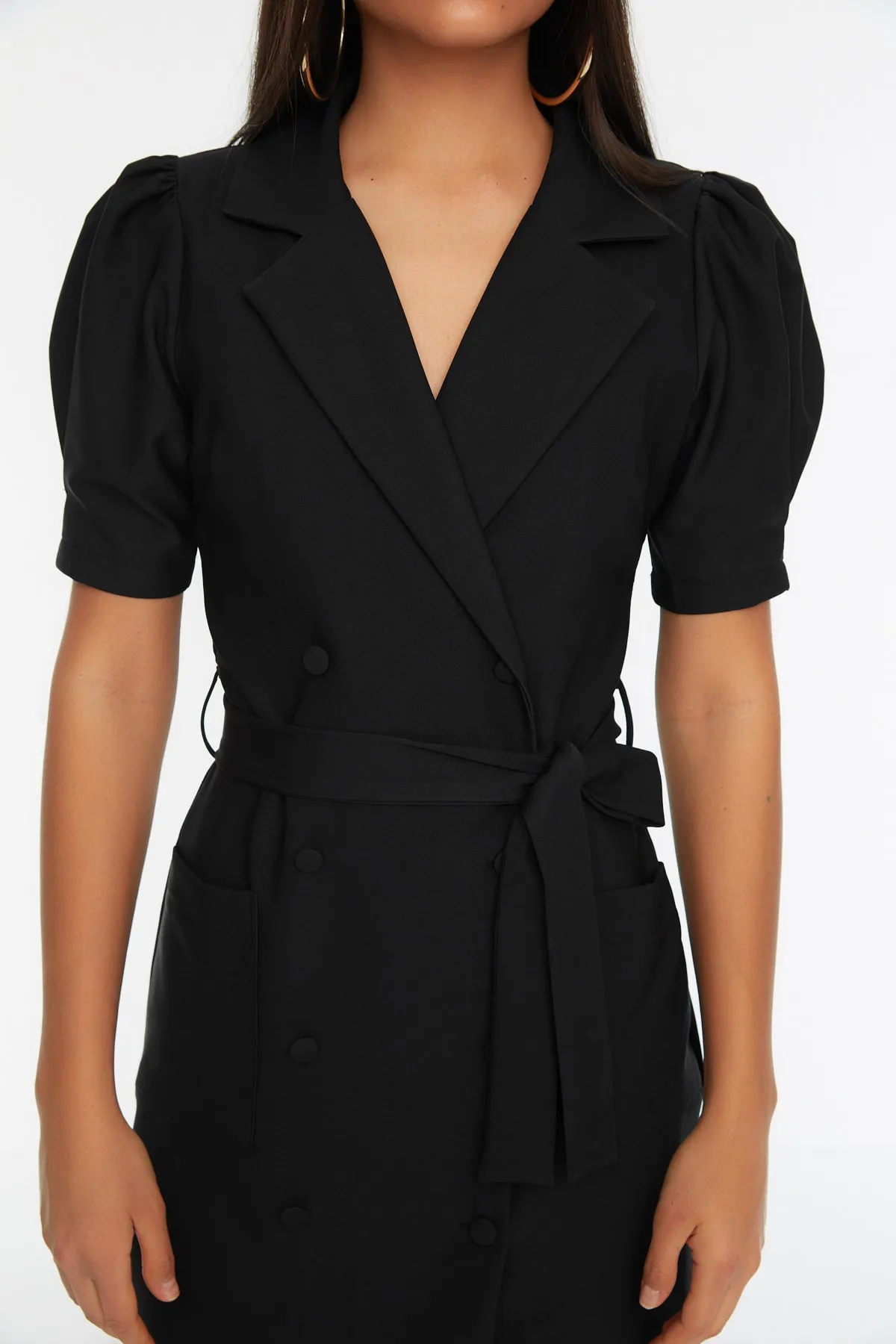 Trendyol Collection  Schwarzes, zweireihiges, gewebtes Minikleid mit Schnürdetail TWOSS20EL0236