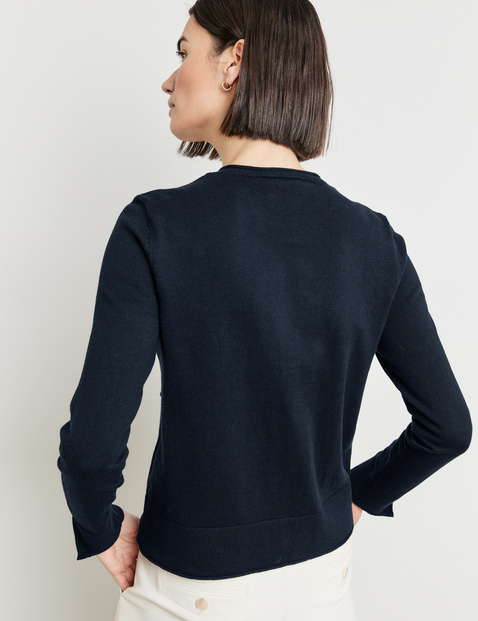 Strickjacke mit geschlitzten Ärmeln