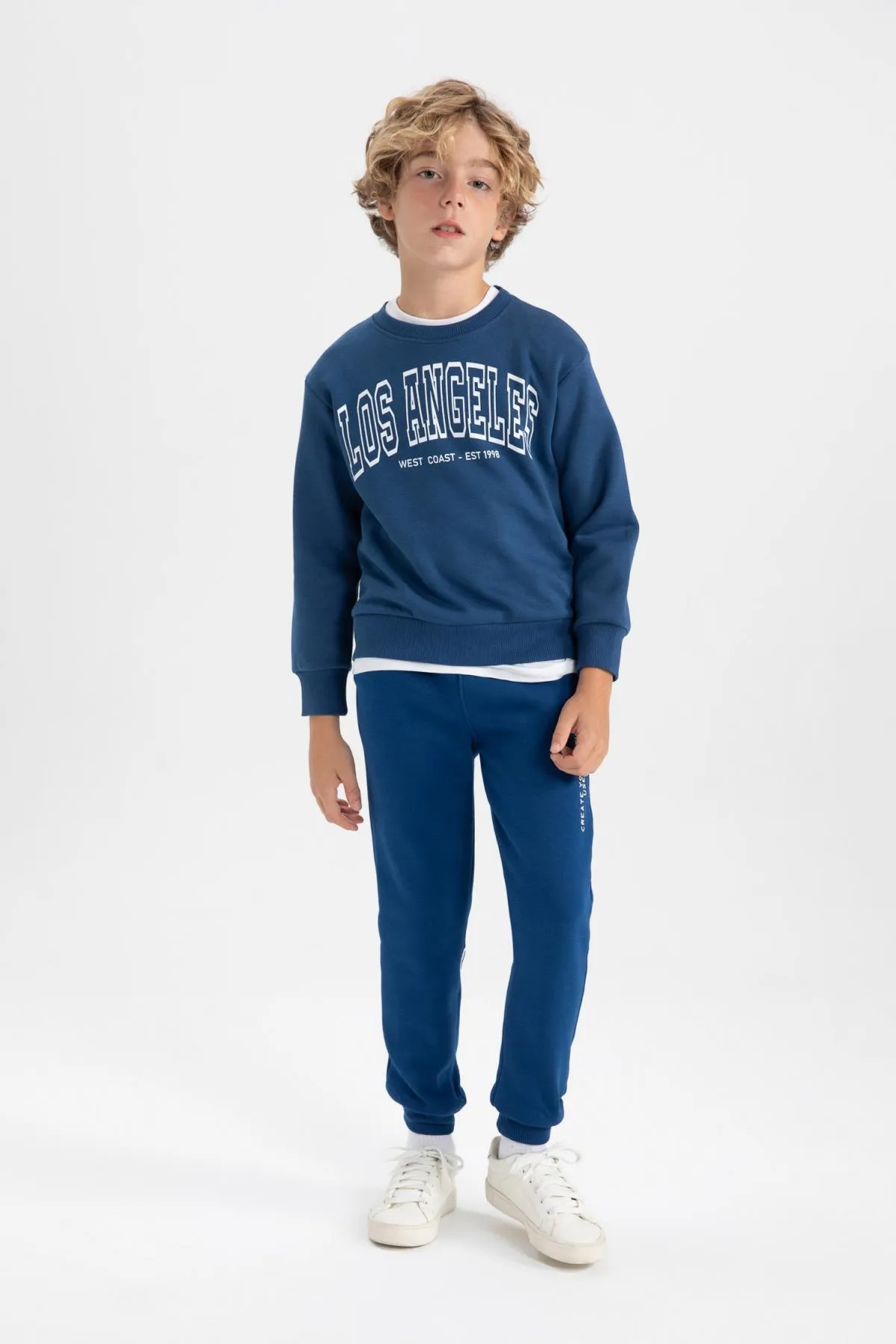 DeFacto  Dickes Jungen-Sweatshirt mit Rundhalsausschnitt