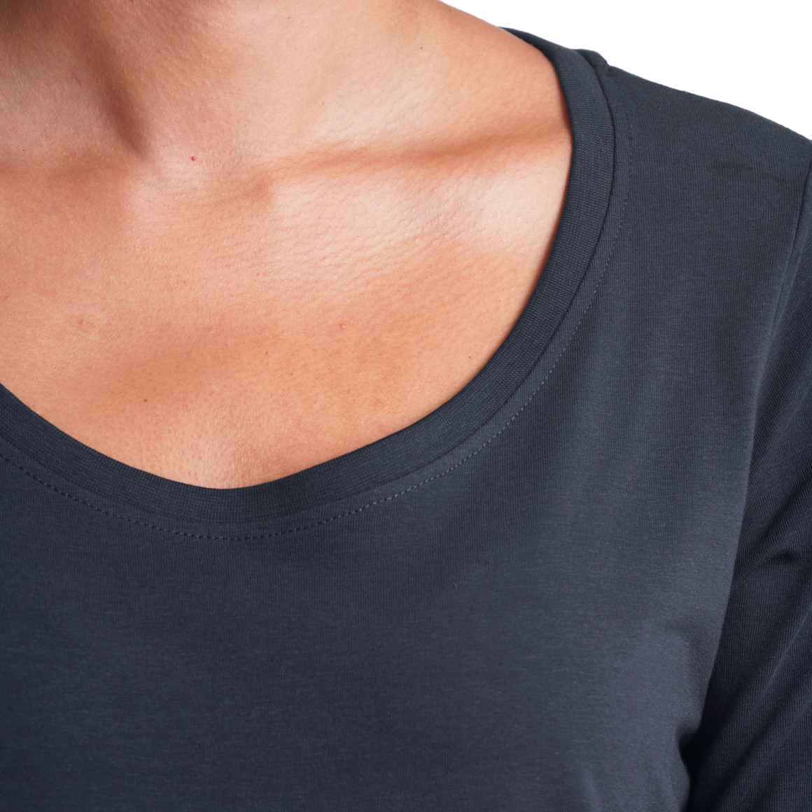 2 Damen Langarmshirts im Basic-Style