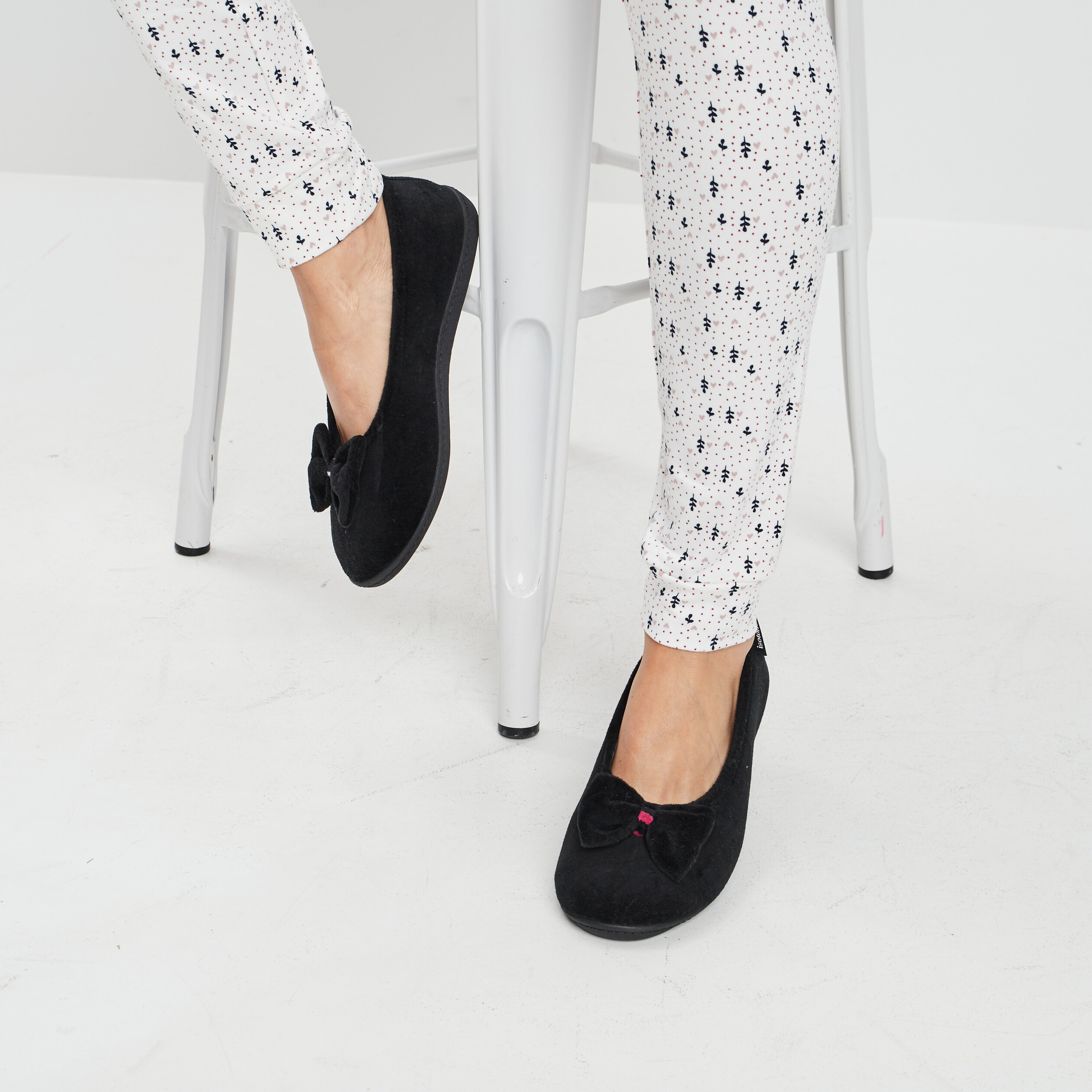 Chaussons ballerines Isotoner noir femme | La Halle