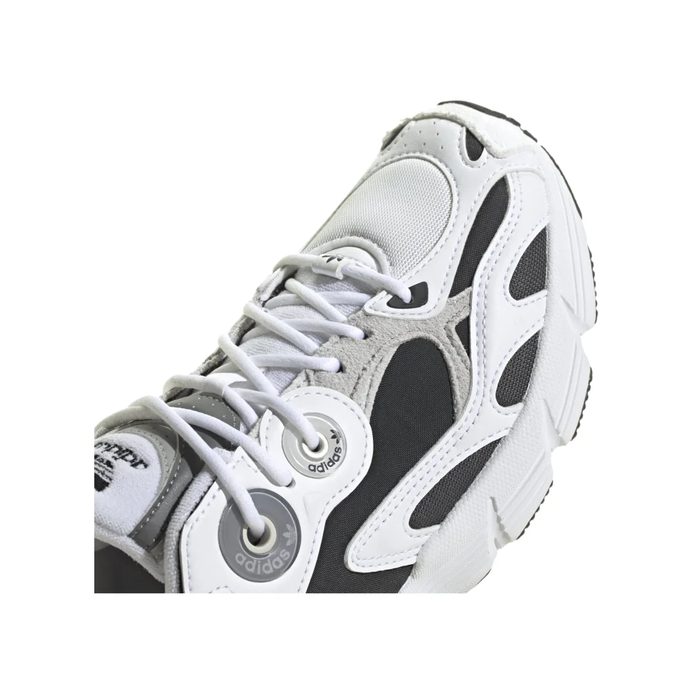 adidas Astir W ID1714 / weiss