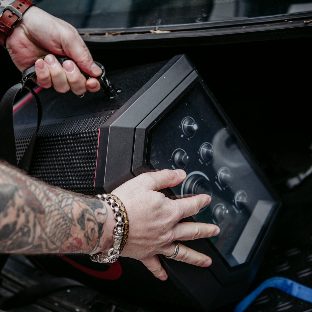 Teufel ROCKSTER AIR Wireless Lautsprecher (Bluetooth, 72 W, Integrierte Power-Bank- und Auto-On-Off-Funktion)