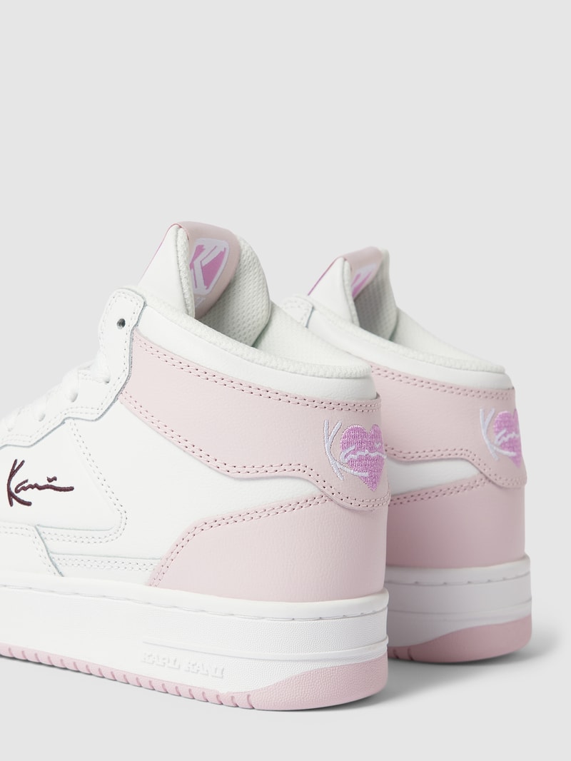 Sneaker mit tonalem Besatz Modell 'HIGH' in weiß