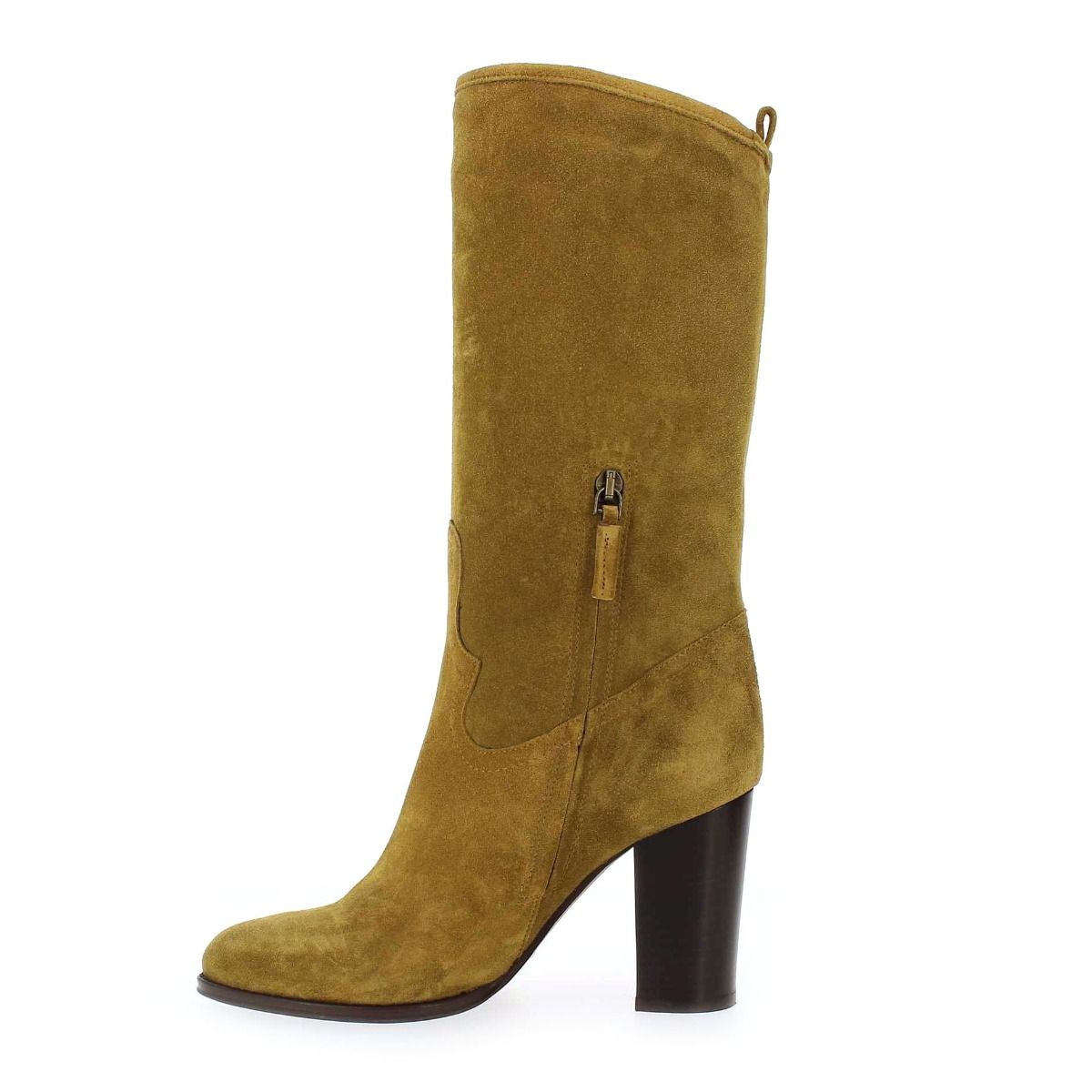 Julie Dee  EJ012  - Camel