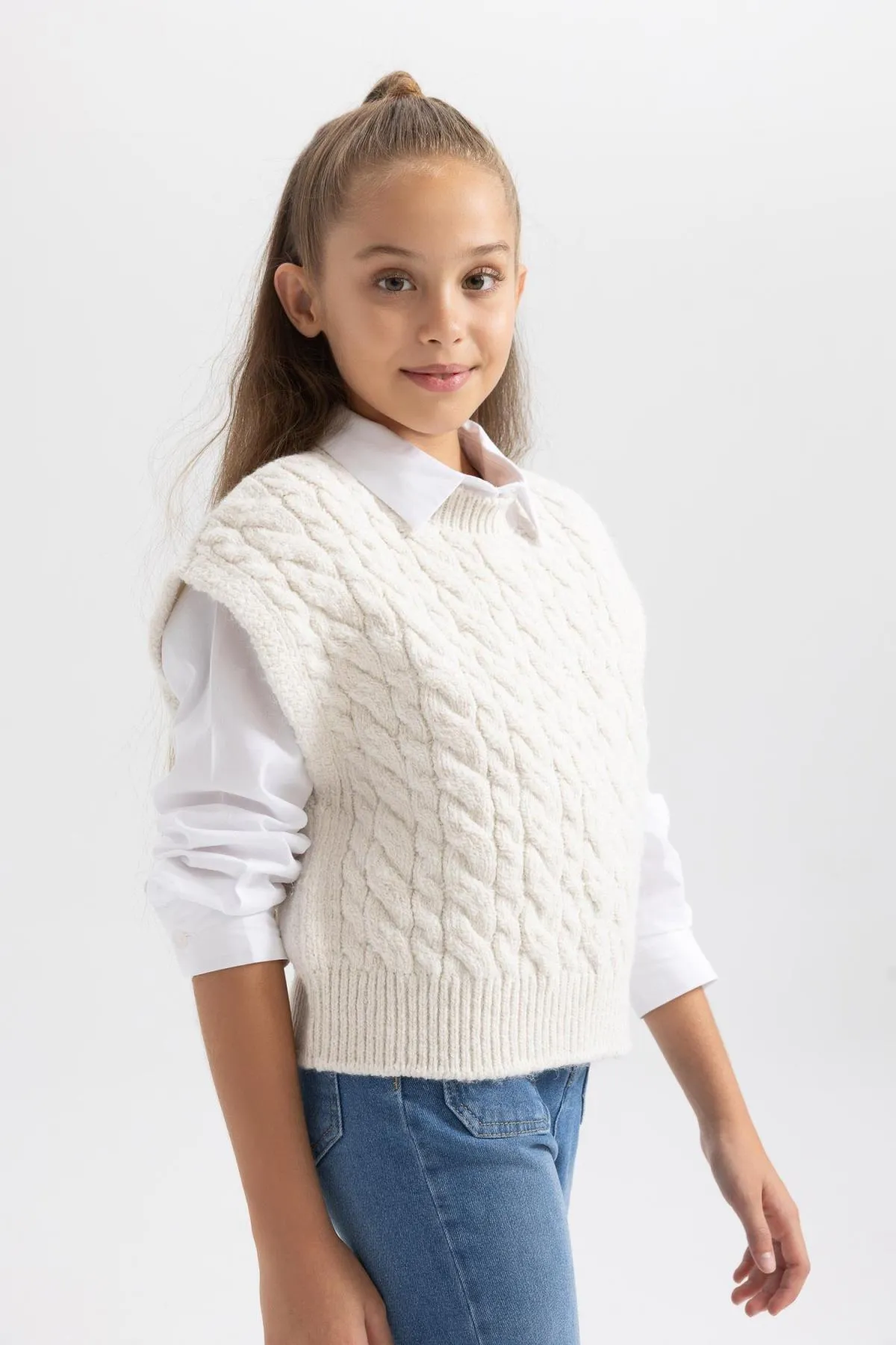 DeFacto  Strickpullover mit normaler Passform für Mädchen Y6289a623au