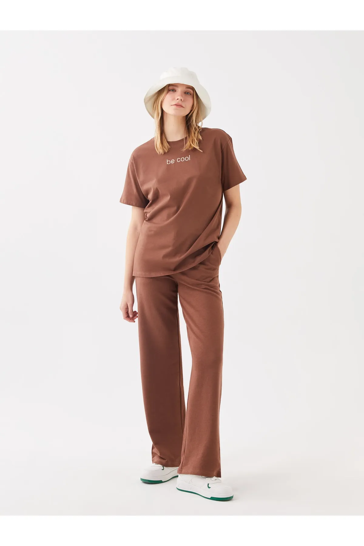 LC Waikiki  Jogginghose - Braun - Wide Leg