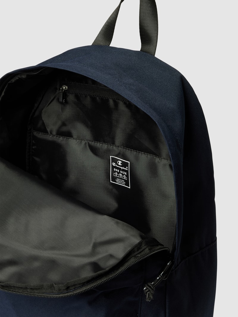 Rucksack mit Label-Details in marineblau