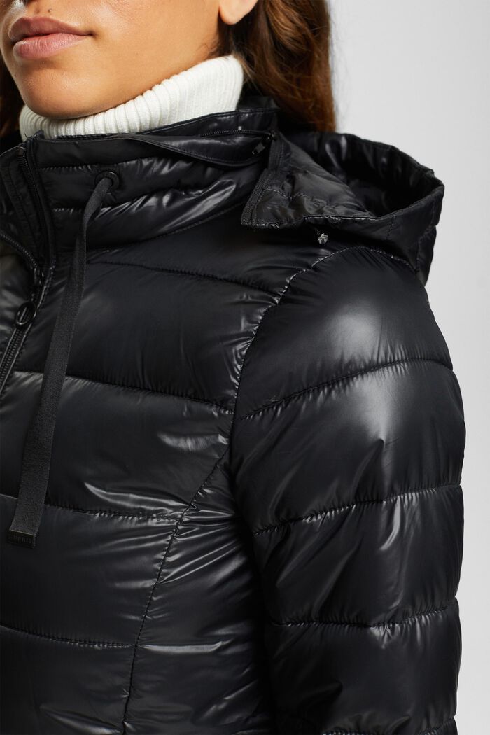 Steppjacke mit Kapuze
