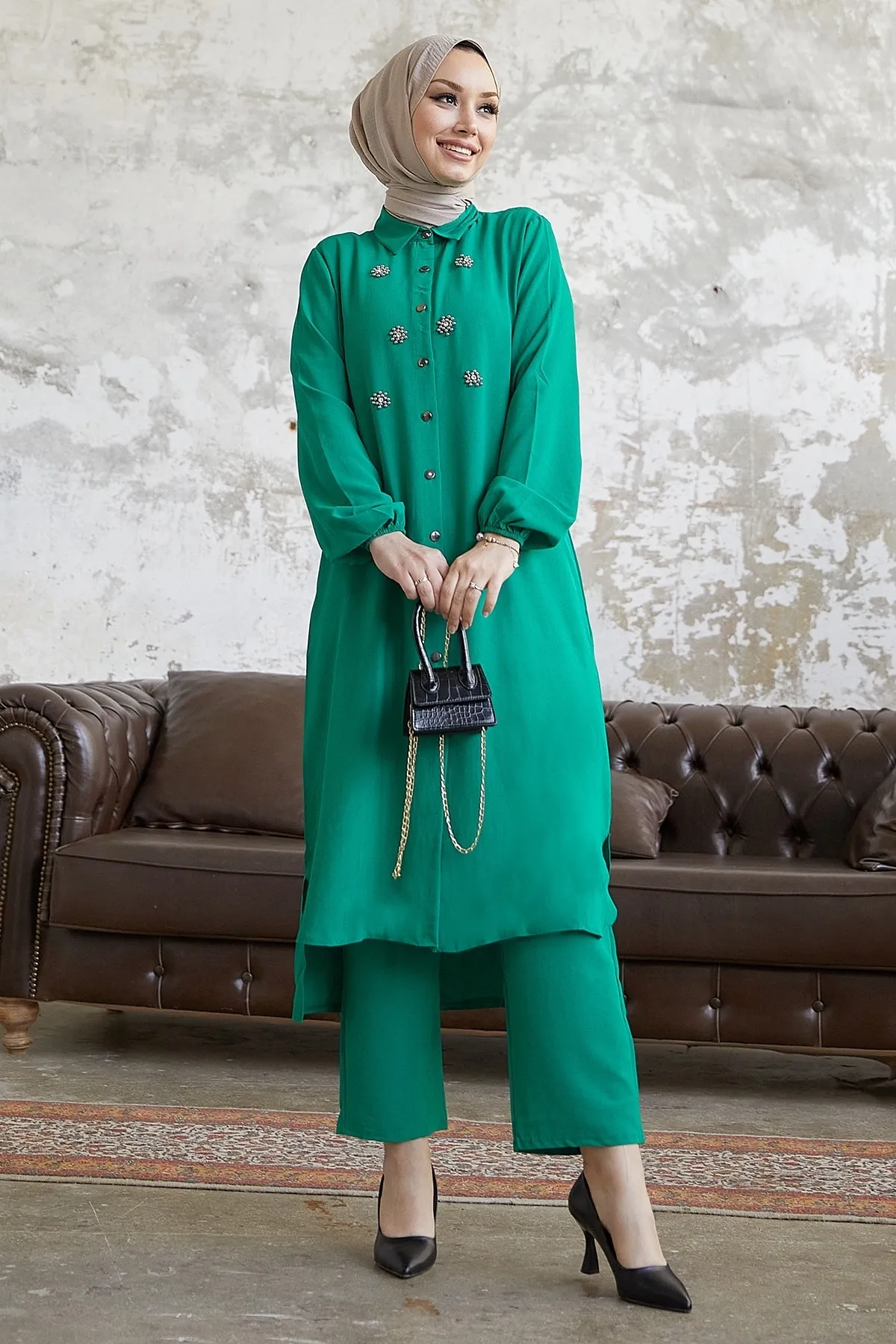 InStyle  Perlenbestickter Ayrobin-Doppelanzug für Damen von Benetton