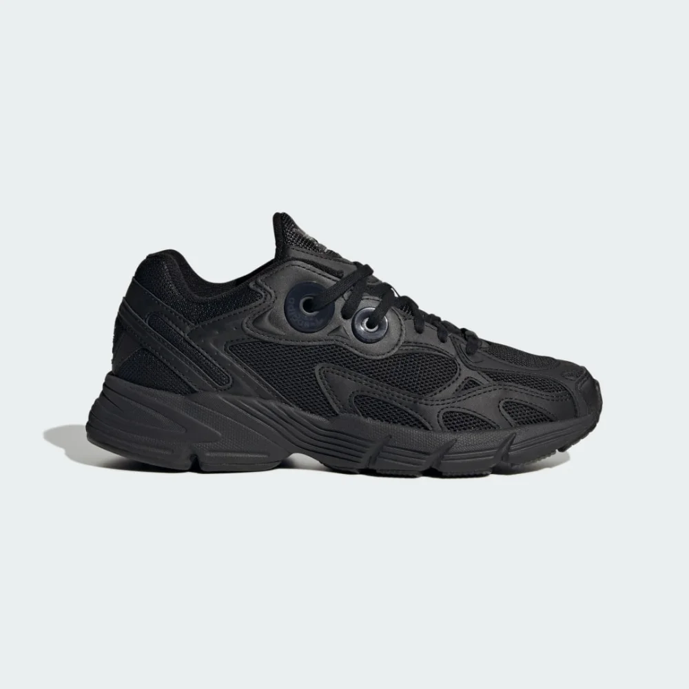 adidas Astir IE9888 / schwarz