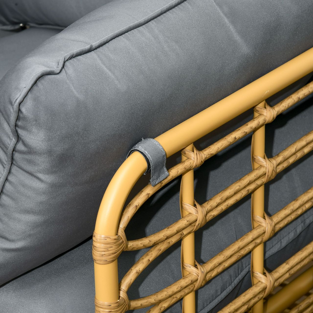 Outsunny 4 tlg. Rattan Gartenmöbel-Set Sitzgruppe mit Kissen für Garten