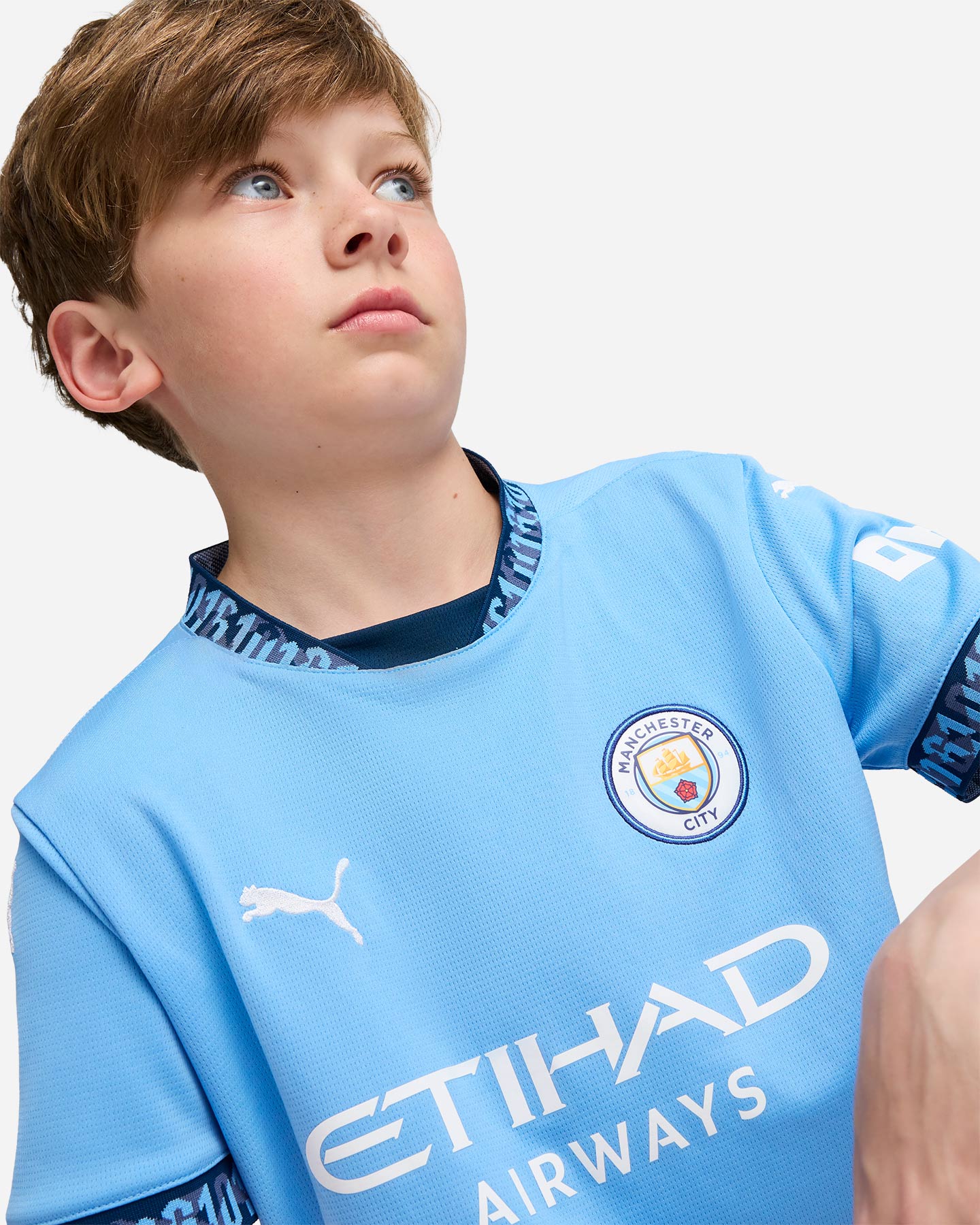 Oficiálna replika domáceho futbalového dresu Puma Manchester City 24-25 Jr 775078-01
