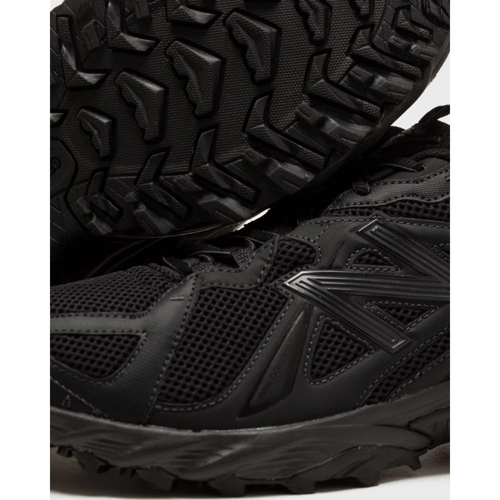New Balance 610 ML610TBB / schwarz