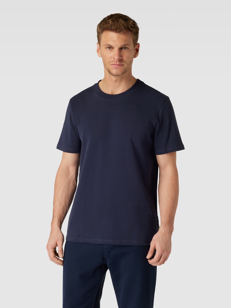 T-Shirt in unifarbenem Design Modell 'MAARKOS' in marineblau