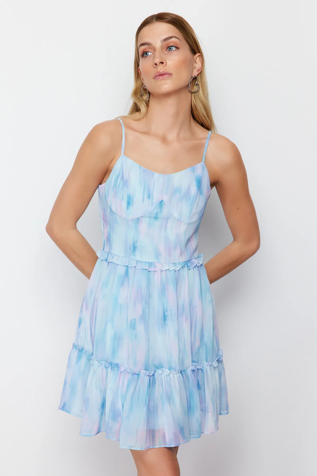 Trendyol Collection  Blaues gewebtes Minikleid TWOSS23EL01782