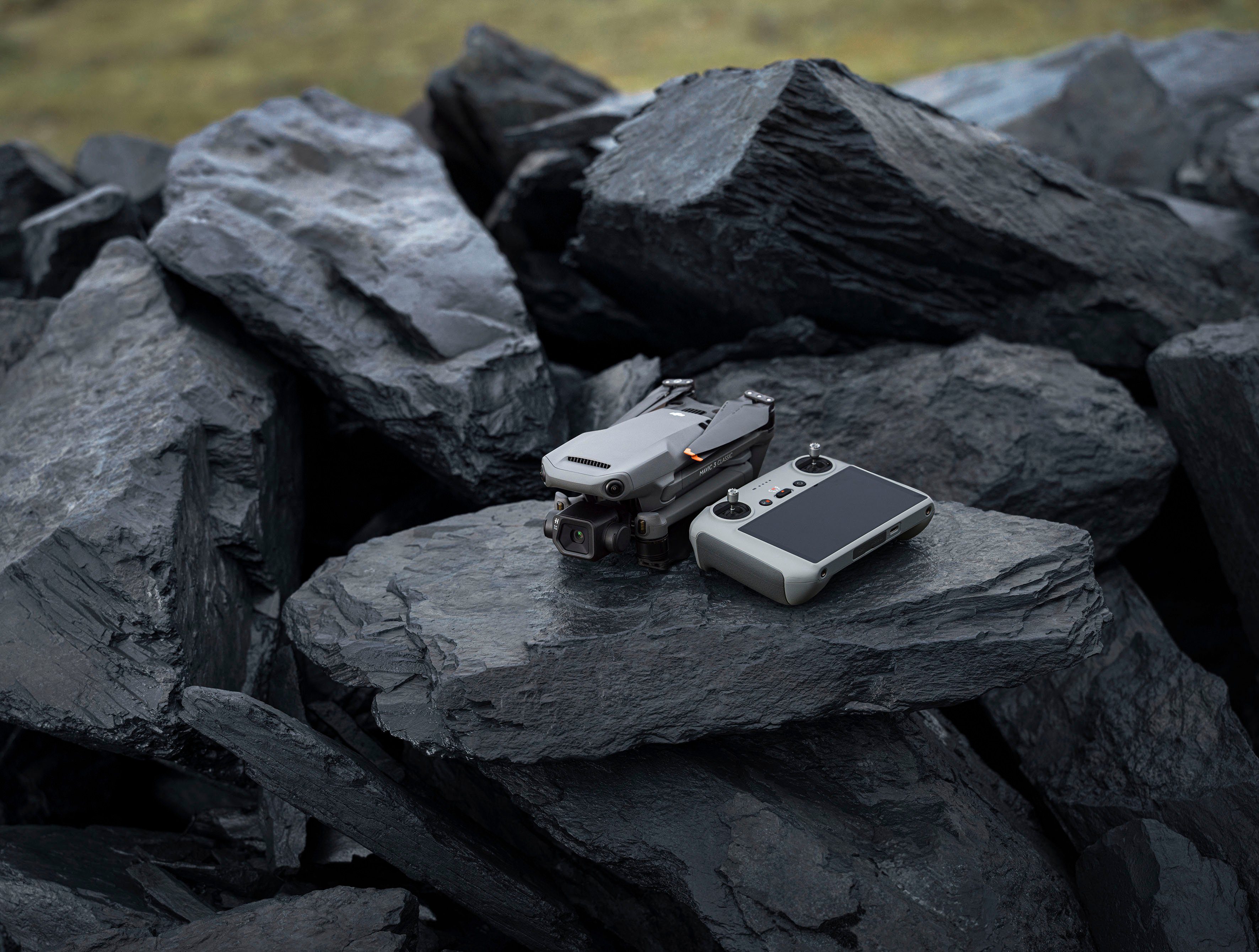 DJI Mavic 3 Classic & RC Drohne (5,1K)