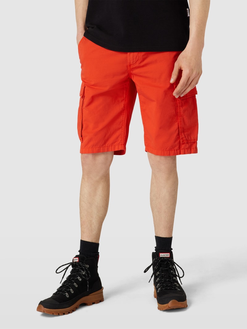 Shorts mit Cargotaschen in rot
