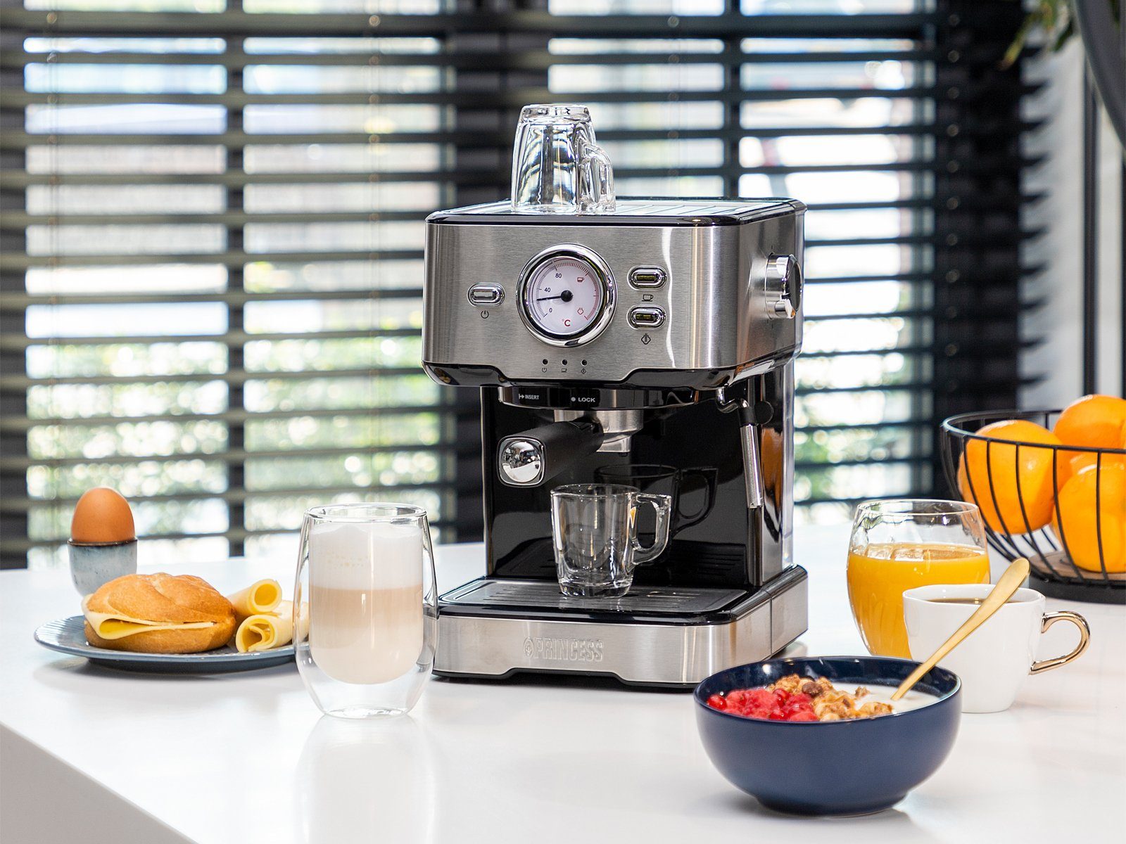 PRINCESS Siebträgermaschine, italienische Kaffee & kleine Espresso-Maschine mit Milchaufschäumer