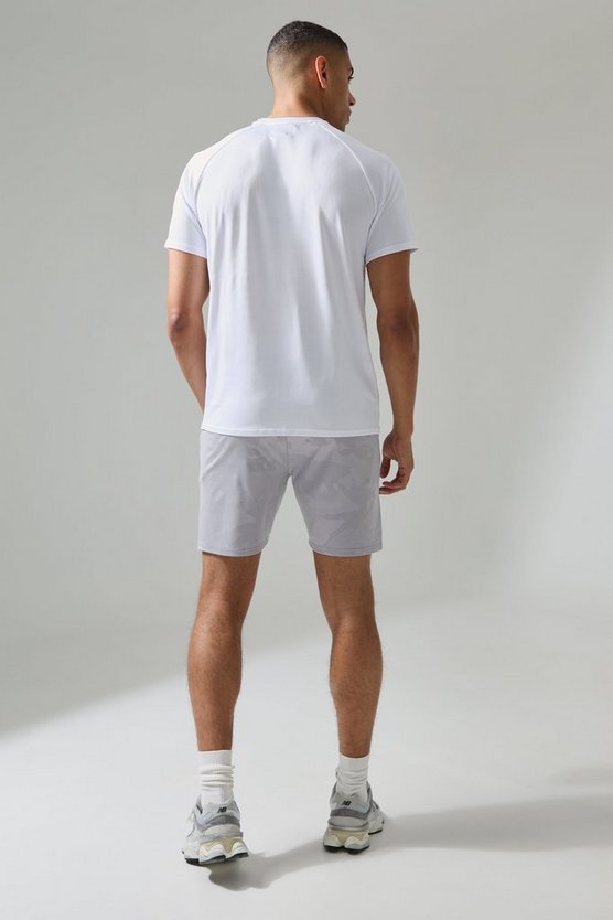 Man Active Lightweight Essentials Gym Raglan T-Shirt