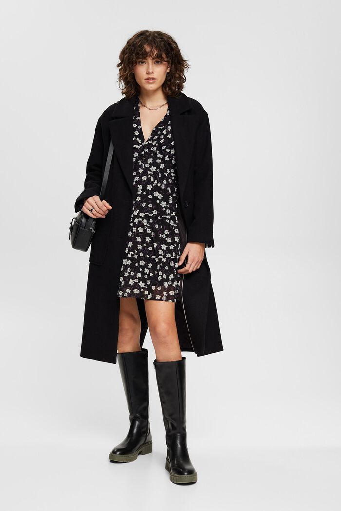 Kleid mit V-Ausschnitt und Allover-Print