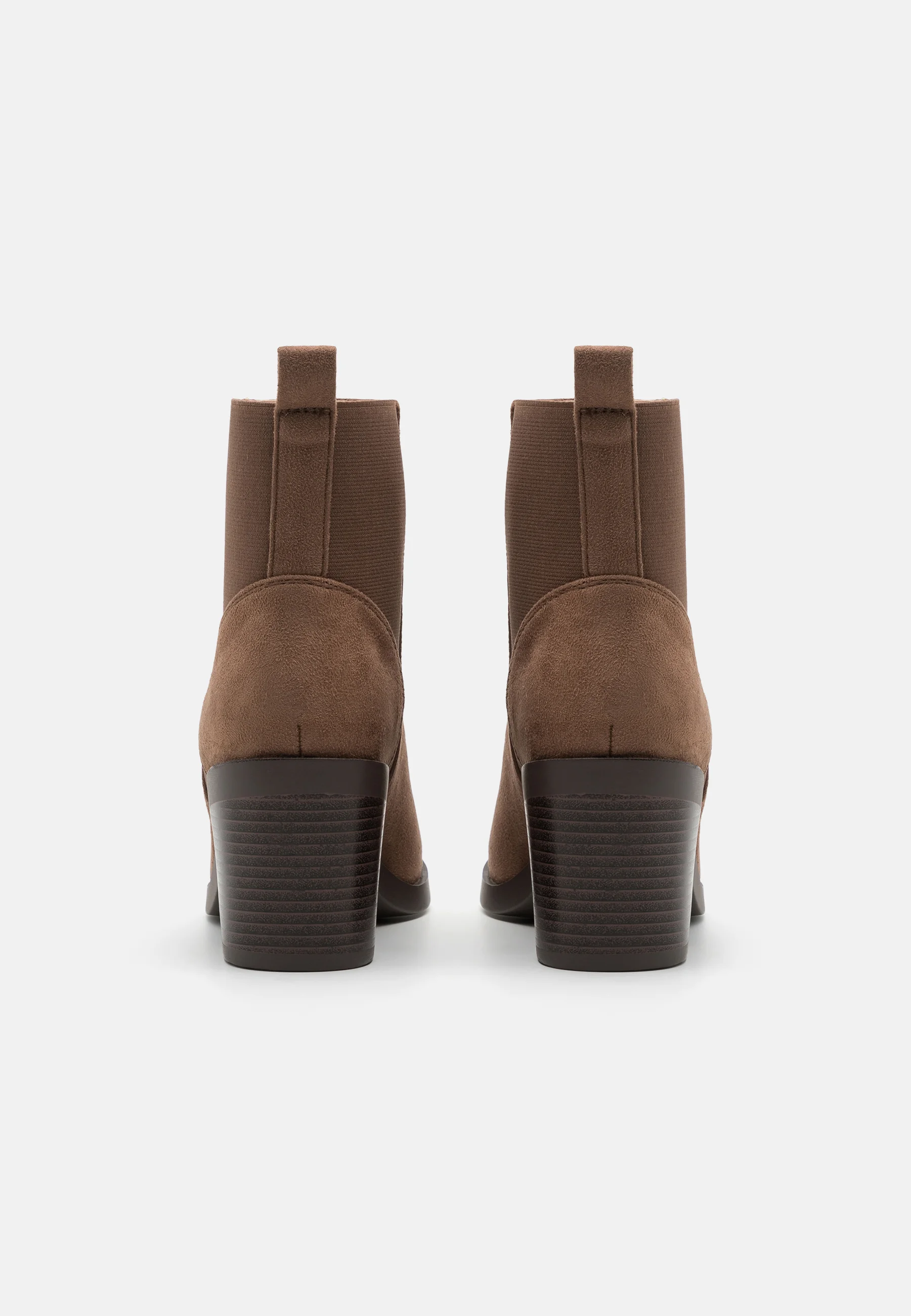Botines de corte ancho Even&Odd