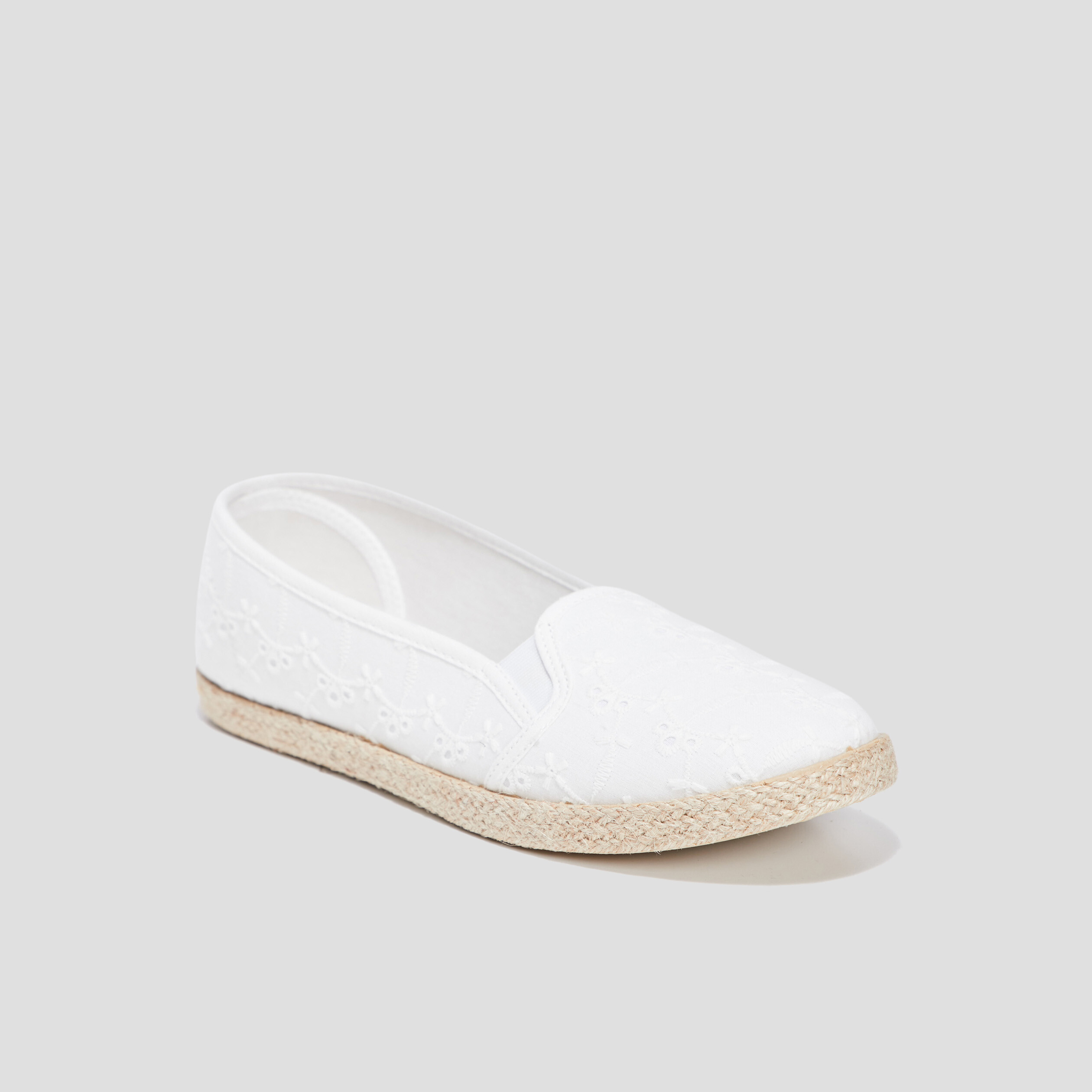 Ballerines brodées en toile blanc femme | La Halle