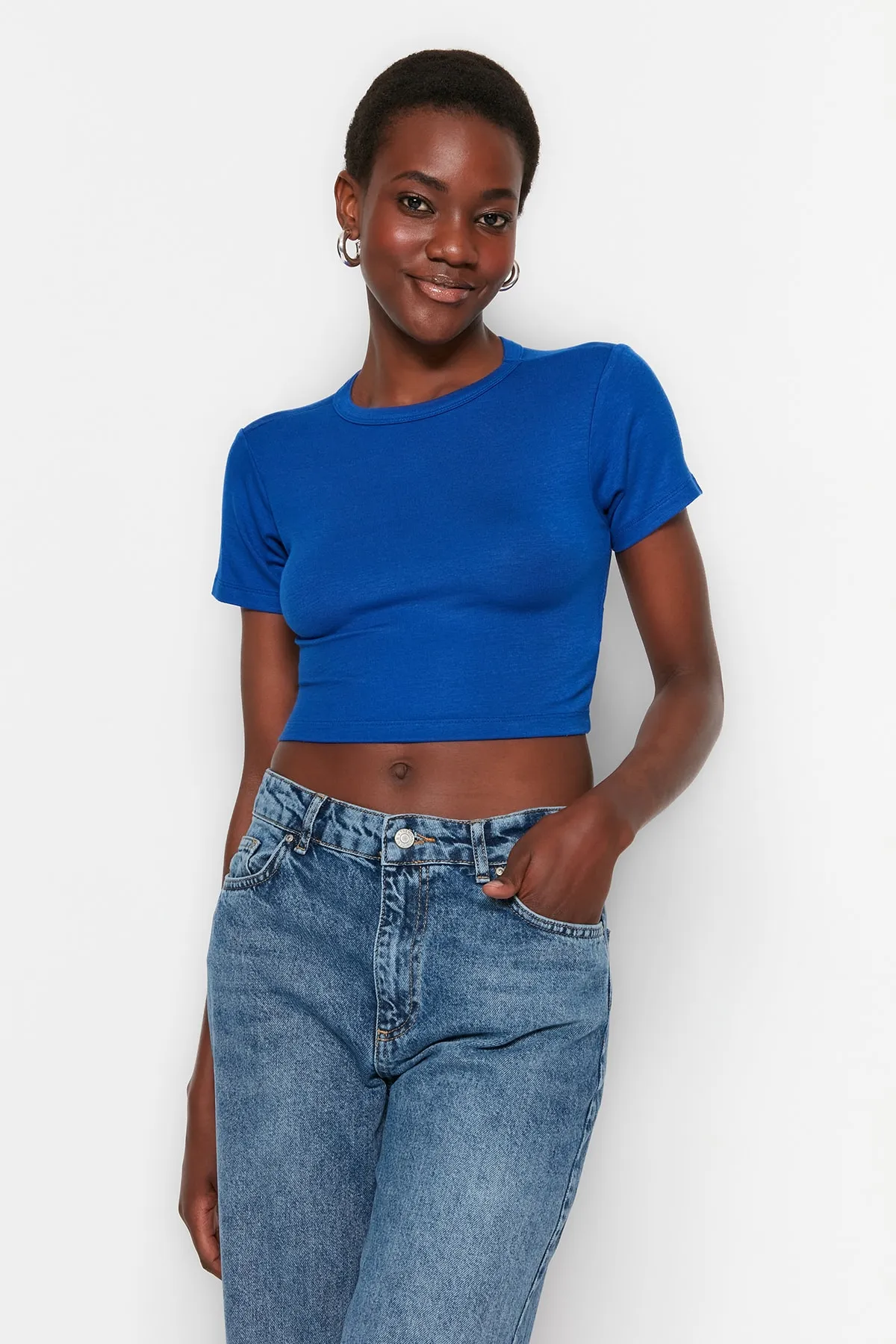 Trendyol Collection  Premium Saks-Ecru Saks Gestreifte 2er-Pack Viskose/weicher Stoff Kurze Stretch Strickbluse TWOSS23BZ00194