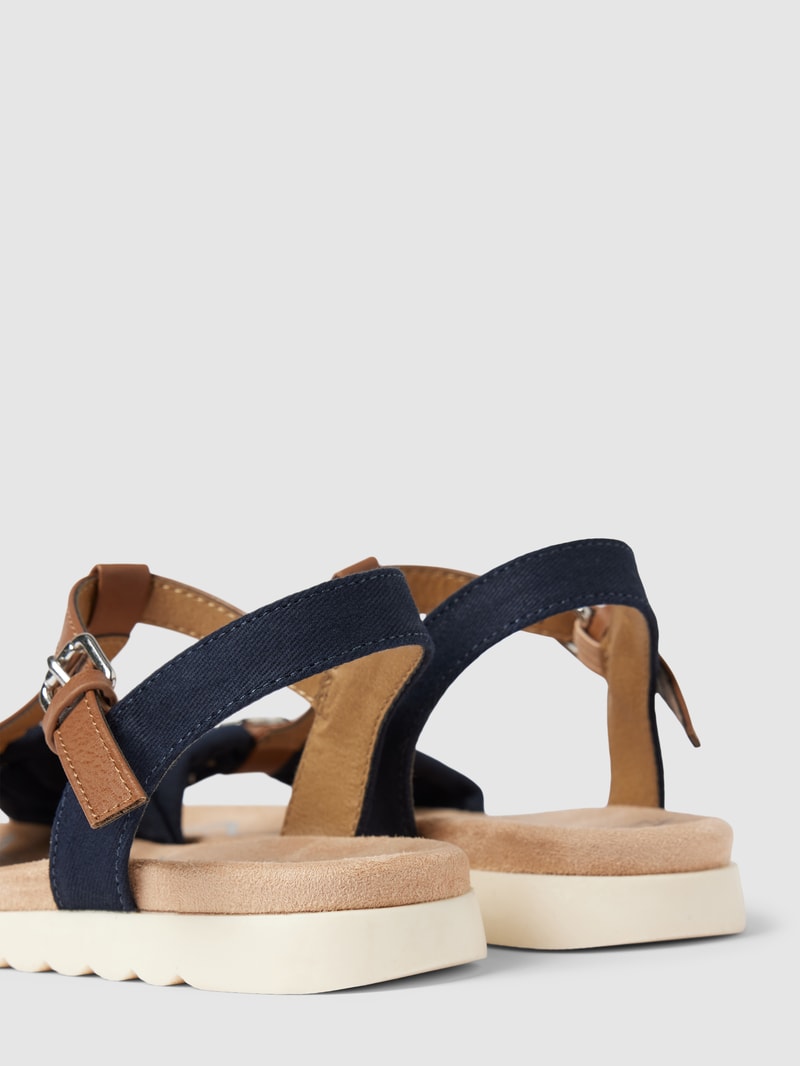 Sandalen mit Label-Detail in marineblau