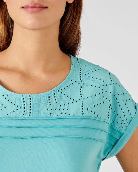 Tee-shirt détails broderie anglaise